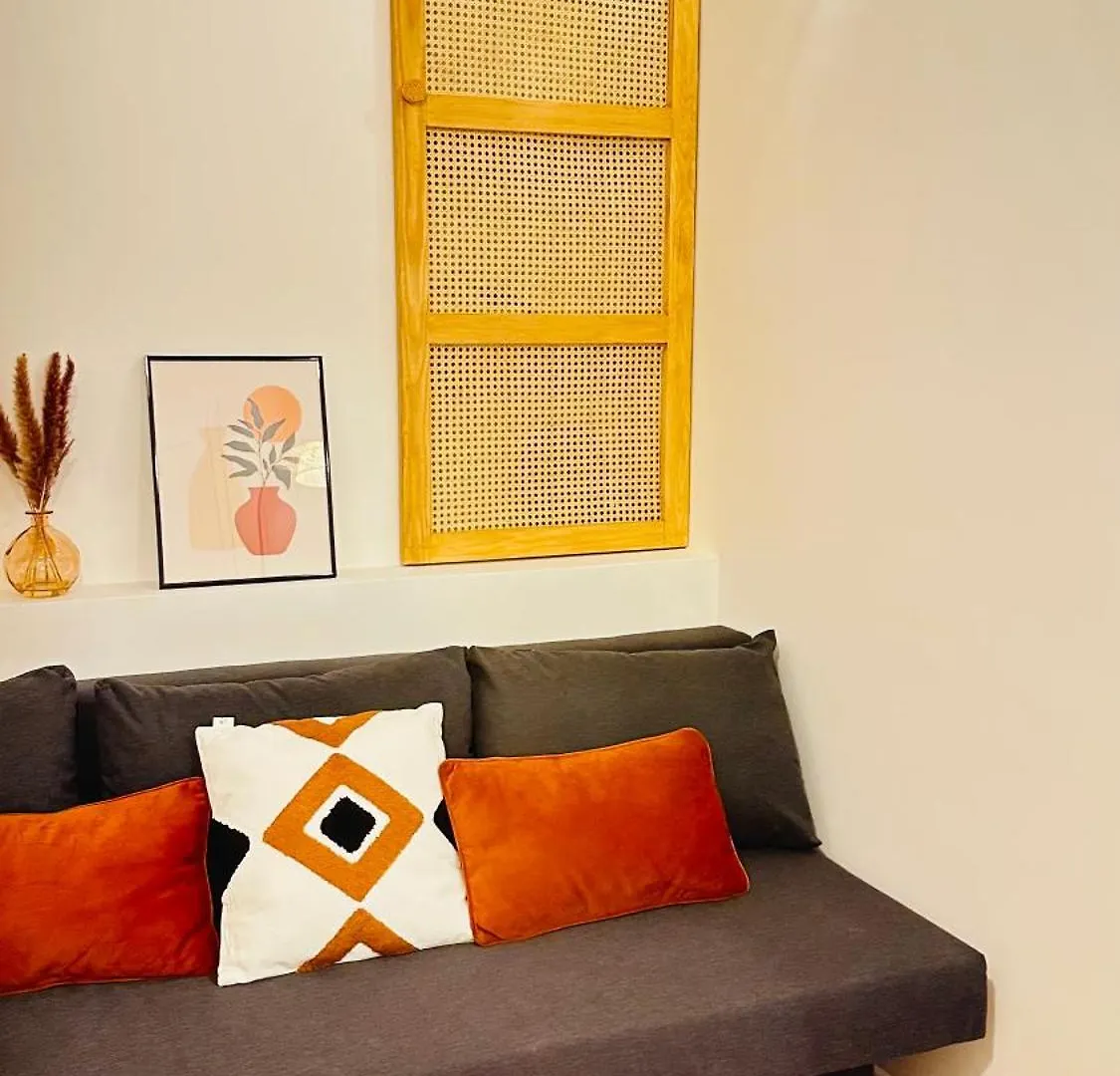 Appartement Cosy Avenue Niel Paris 0*,  France