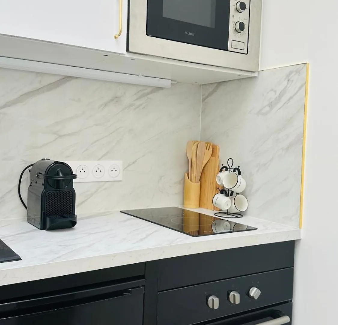 Apartment Appartement Cosy Avenue Niel Paris